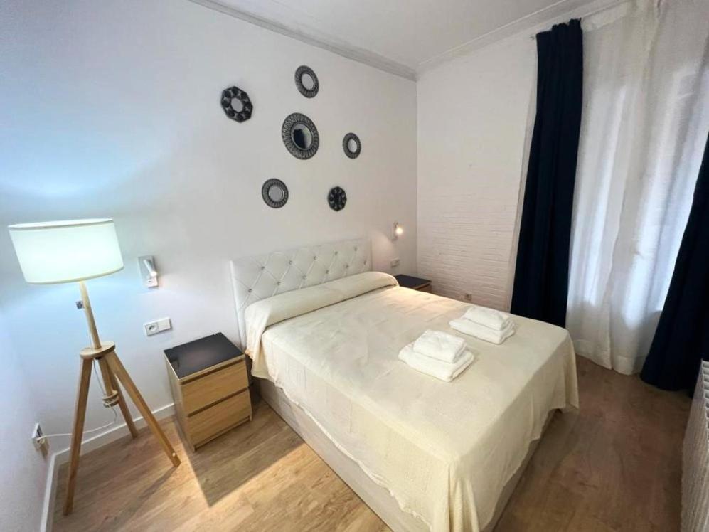 Flor Habitaciones Barcelona Ngoại thất bức ảnh