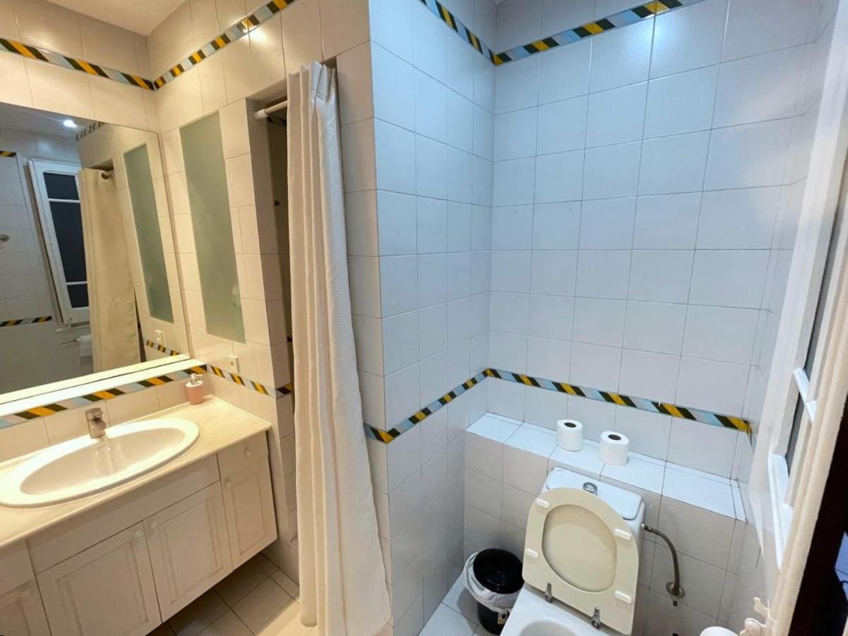 Flor Habitaciones Barcelona Ngoại thất bức ảnh