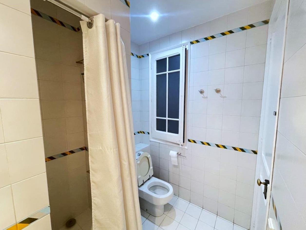 Flor Habitaciones Barcelona Ngoại thất bức ảnh