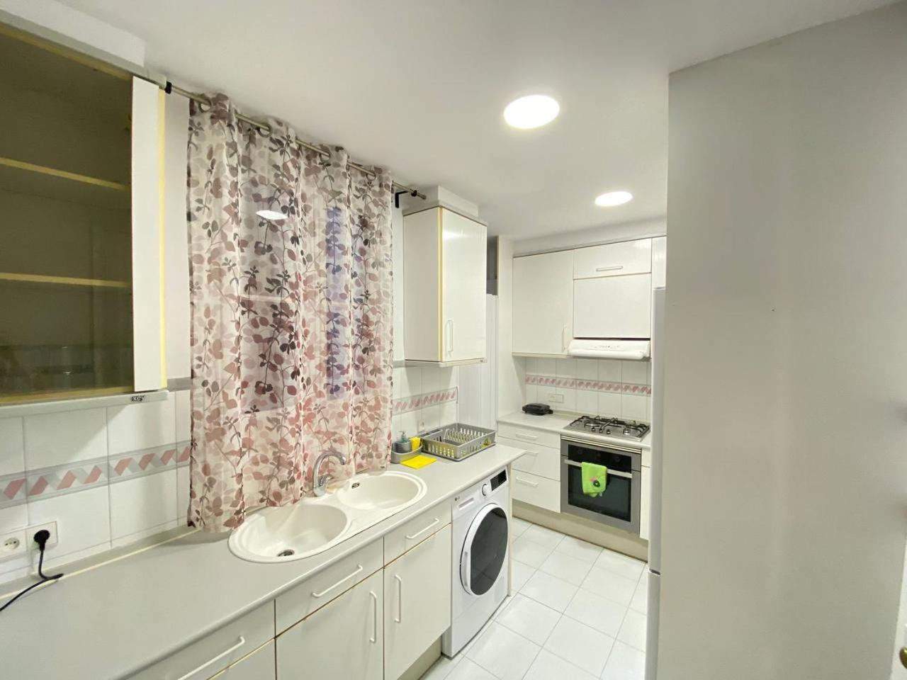 Flor Habitaciones Barcelona Ngoại thất bức ảnh